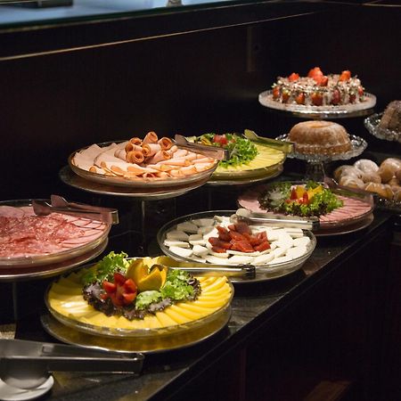 Hotel Princess Понта Гроса Екстериор снимка